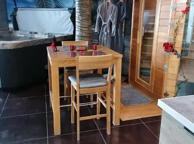 Au Clair De Lune Appartement